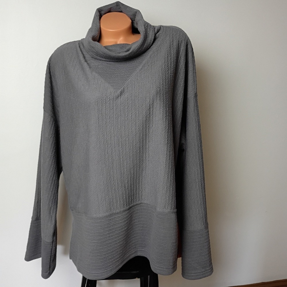 Tahari Sport Womens 2X Gray Textured Turtle Neck Pullover Long Sleeve Top